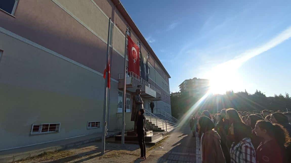 Cumhuriyetimizin Kurucusu Ulu Önder Mustafa Kemal ATATÜRK'ü, ölümünün 85. yıl dönümünde saygı, sevgi ve minnetle andık.